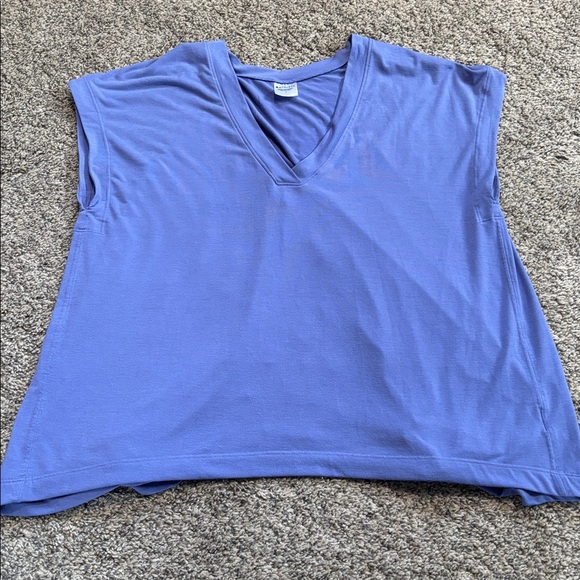 Athleta Tops - Athleta Shirt size medium